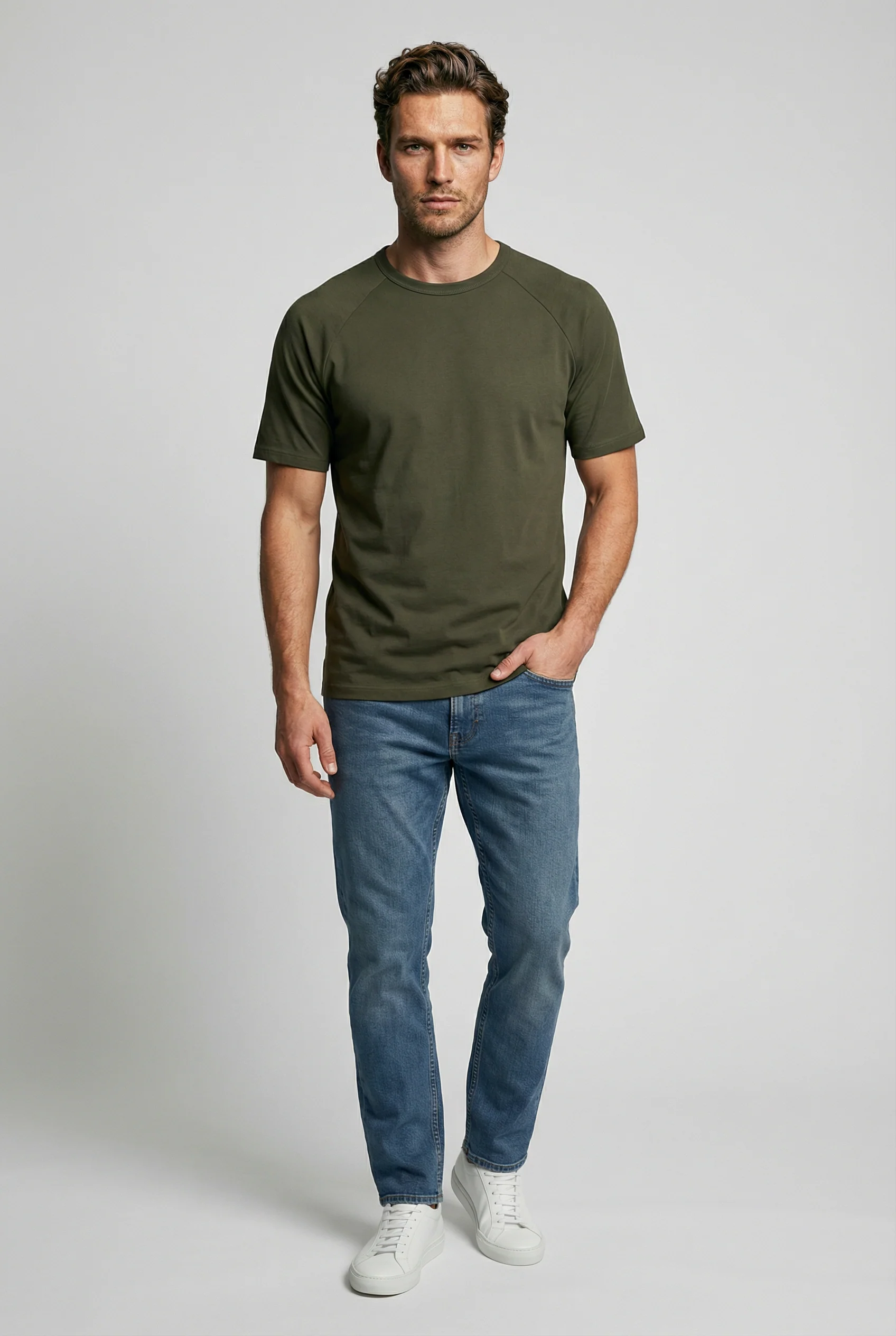 Hoxton Raglan Sleeve Fitted T-shirt - Olive - Image 3